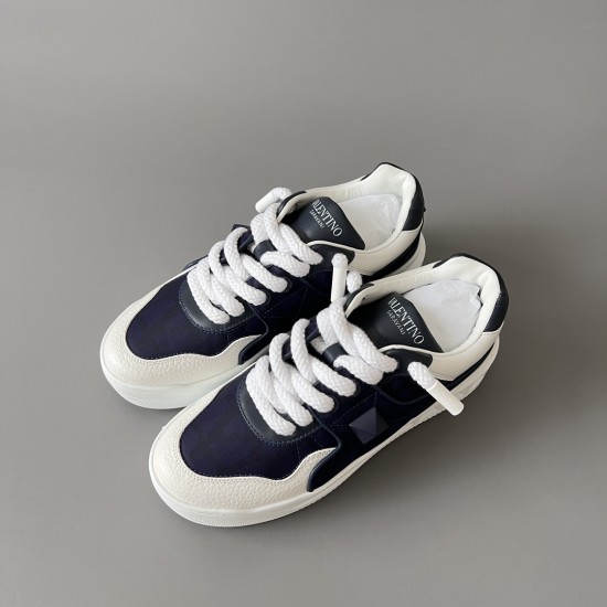 Round Toe Lace Up Board Shoes