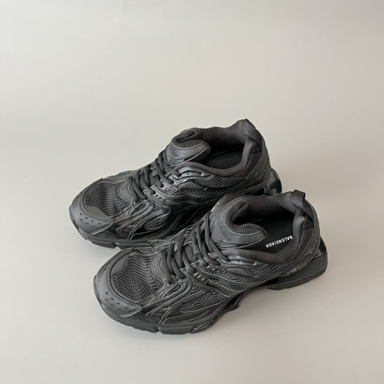 X-Pander Mesh Nylon Sneakers