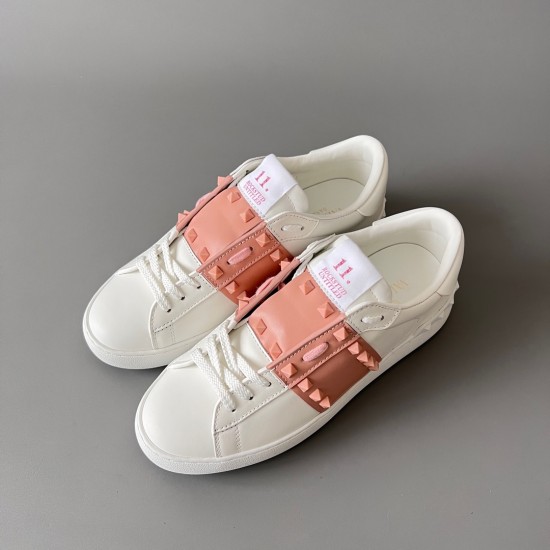 Rockstud Untitled Rivet