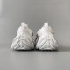 6XL Sneakers