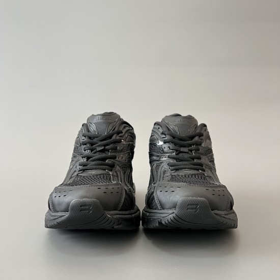 X-Pander Mesh Nylon Sneakers