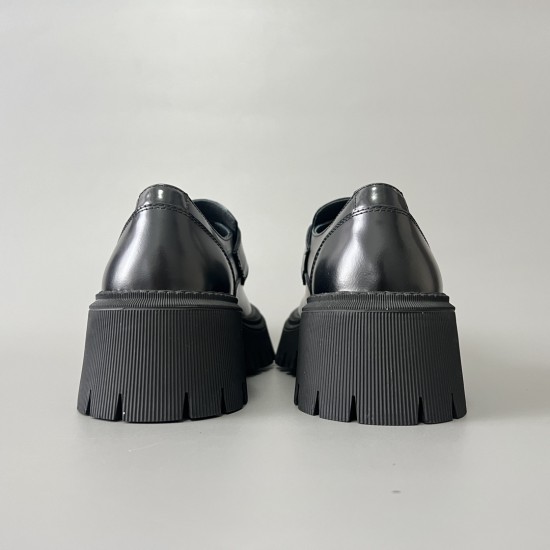 Tractor Round Toe Loafers