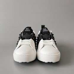 Rockstud Untitled Rivet