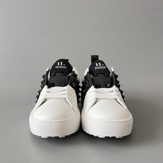 Rockstud Untitled Rivet