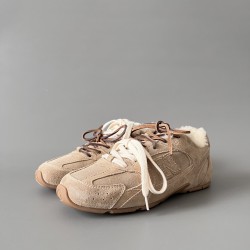 New Balance x MIU MIU 530