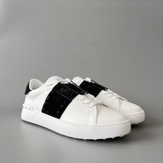 Rockstud Untitled Rivet