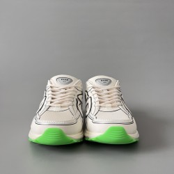 B30 Sneakers