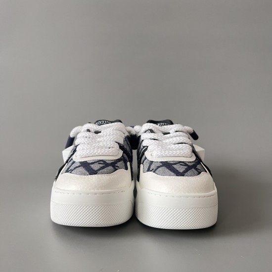 Round Toe Lace Up Board Shoes