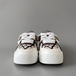 Round Toe Lace Up Board Shoes