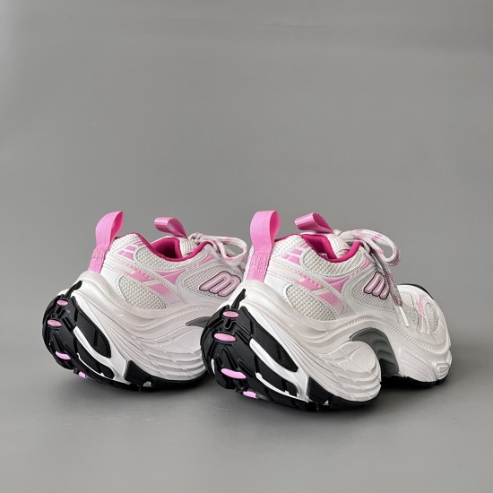 6XL Sneakers