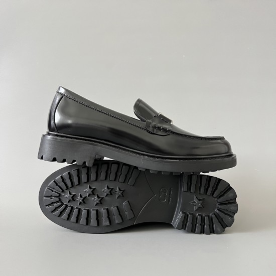 Explorer Loafers