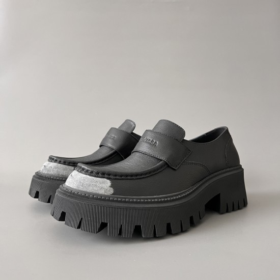 Tractor Sneakers