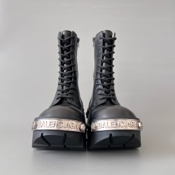 Bulldozer Martin Boots