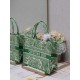 Tote book Tote book