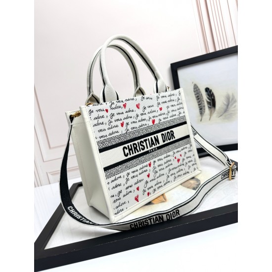 Tote book