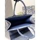 Tote book