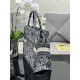 Tote book