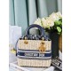 Tote book