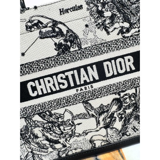 Tote book
