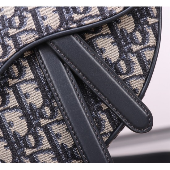 Saddle