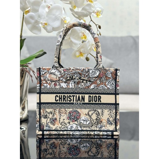Tote book