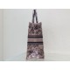 Tote book