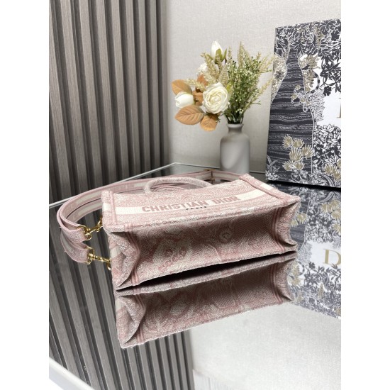Tote book Tote book