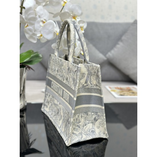 Tote book