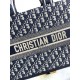 Tote book