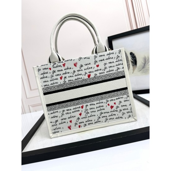Tote book