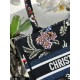 Tote book Tote book