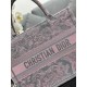 Tote book