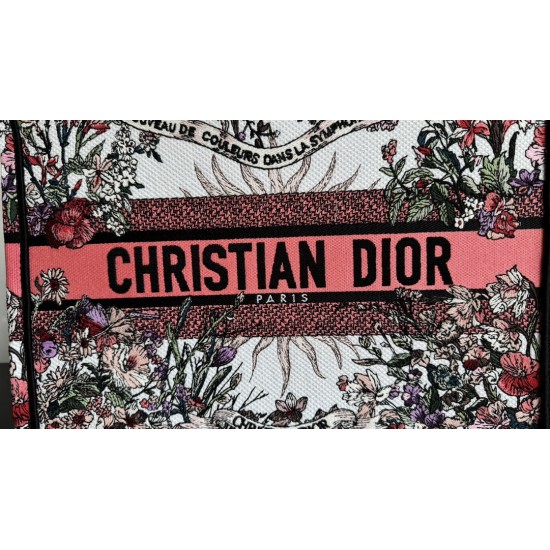Tote book Tote book