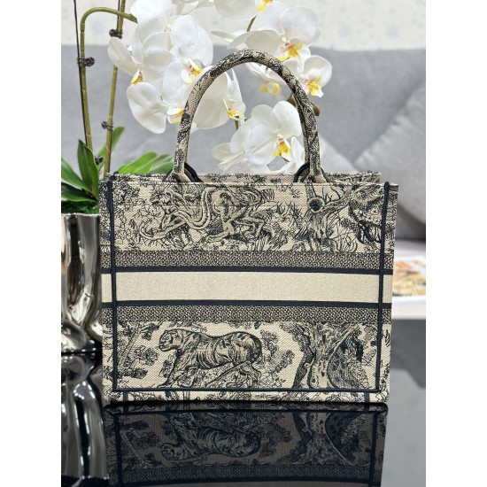 Tote book