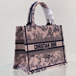 Tote book