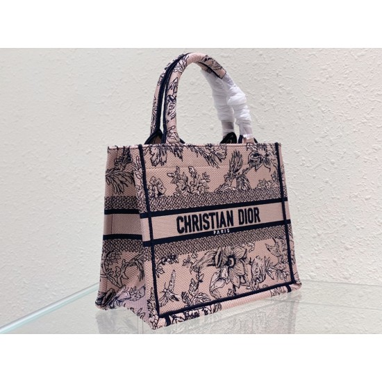 Tote book