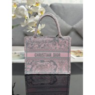 Tote book