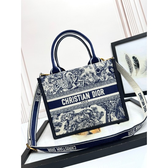 Tote book