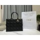 Tote book