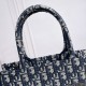 Tote book