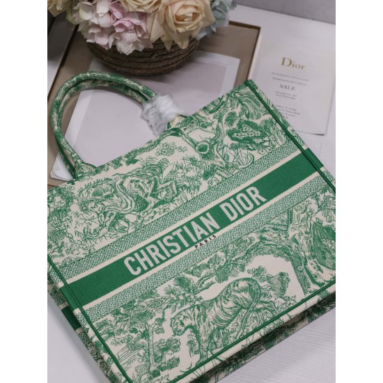 Tote book Tote book