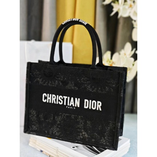Tote book