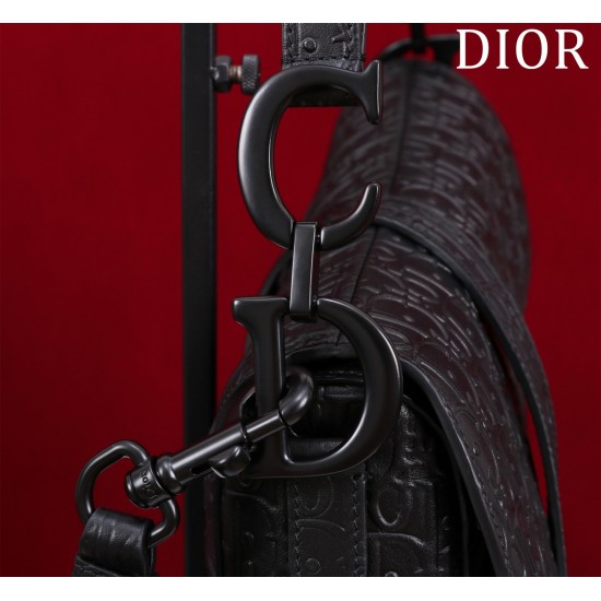 Saddle