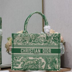 Tote book