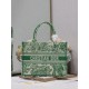 Tote book Tote book