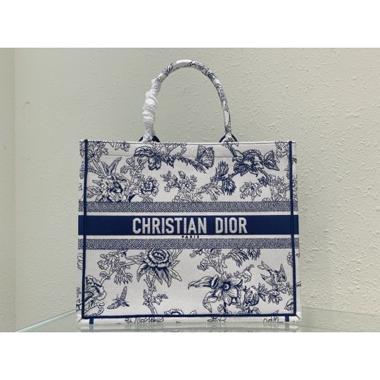 Tote book