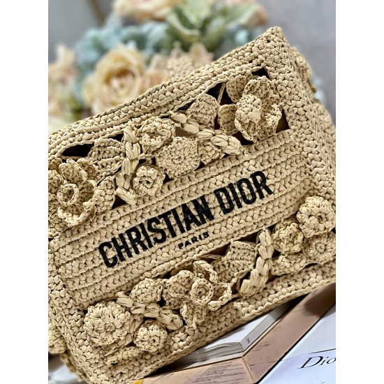 Tote book