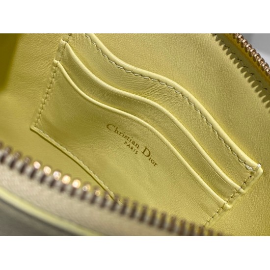 Saddle