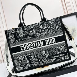 Tote book