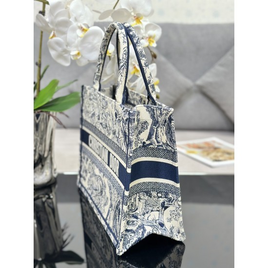 Tote book